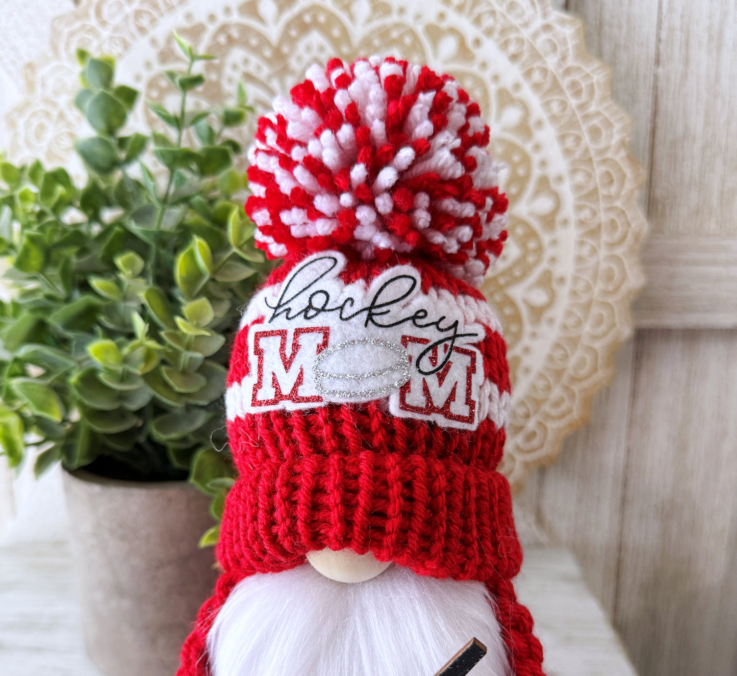 Hockey gnome, Gift idea, Sports gnome, Tiered tray decor, Hockey Family